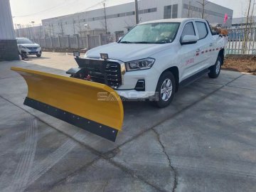 皮卡、大车330XCC除雪铲